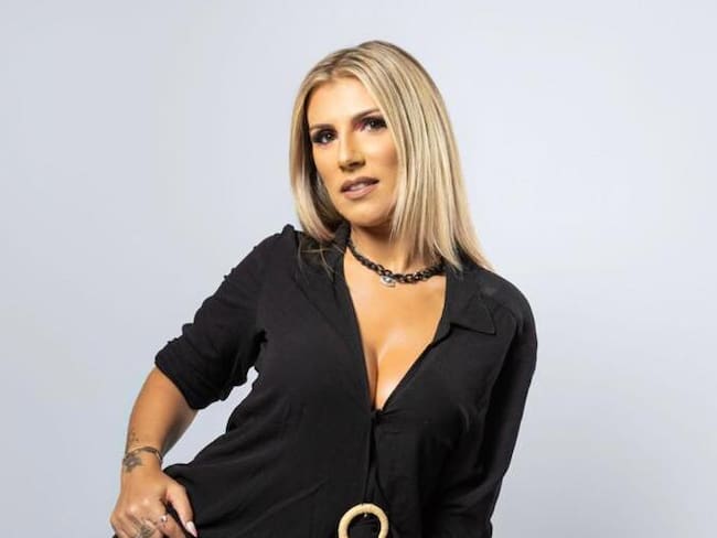 Anna D presenta "Mejor sola"