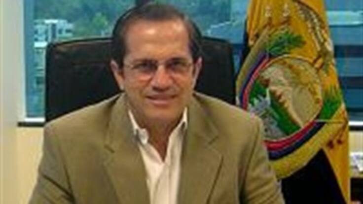 Ecuador dice que proceso contra general Padilla es competencia de la justicia