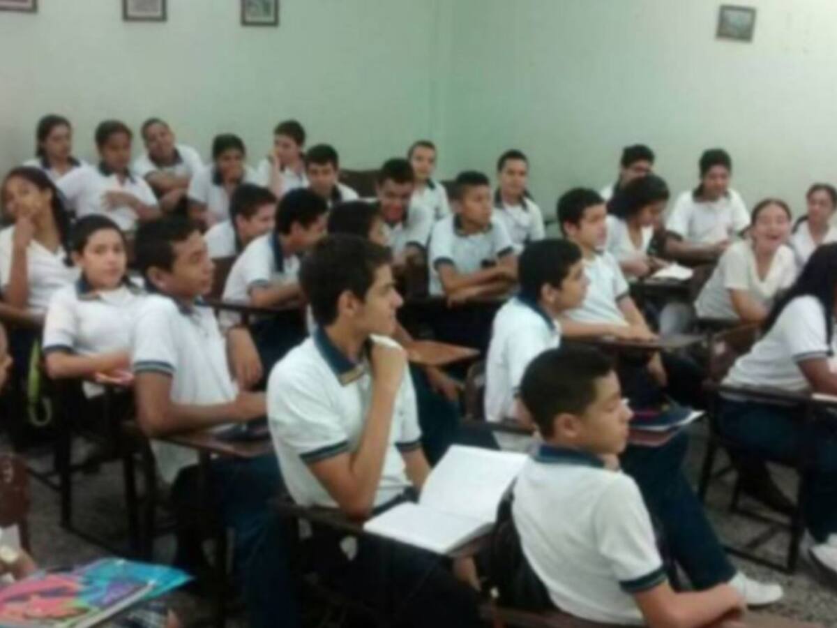 Avaladas 64 instituciones educativas en Caldas para iniciar alternancia