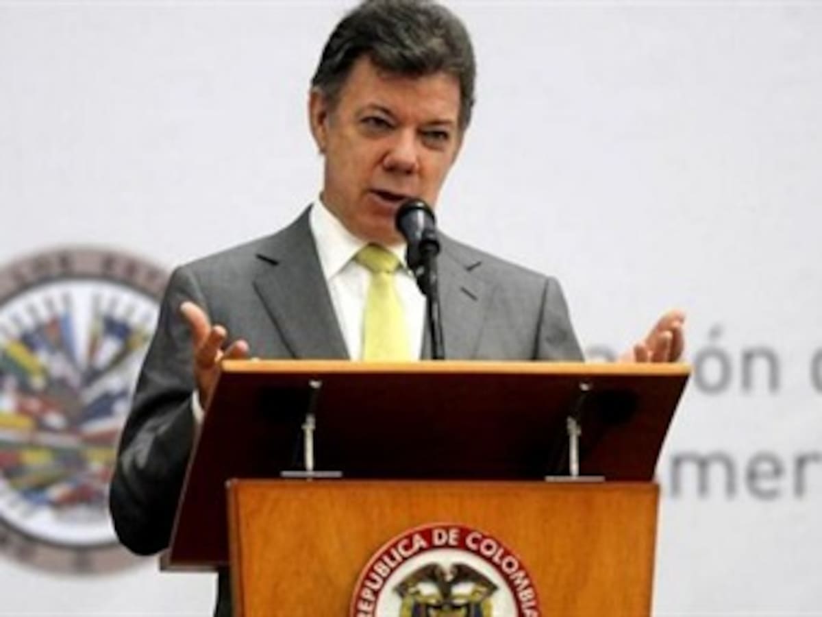 Santos se declara “cautelosamente optimista” frente a los diálogos de paz