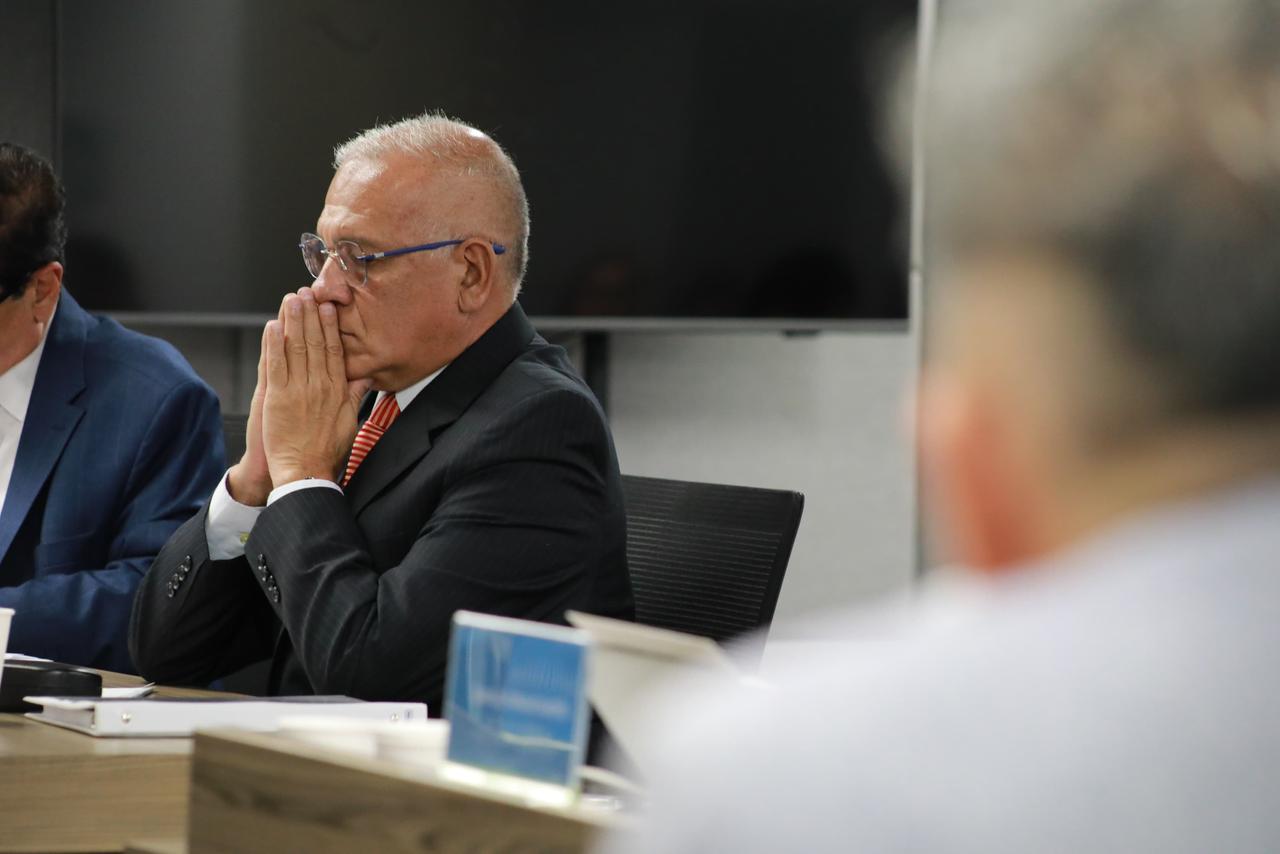 coronel (r) Publio Hernán Mejía