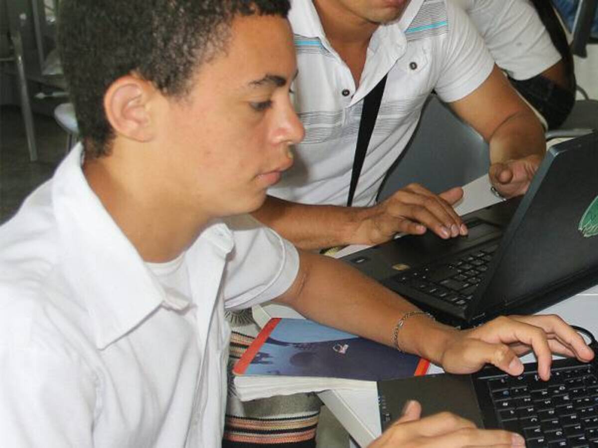 SENA prórroga inscripciones para programas superiores