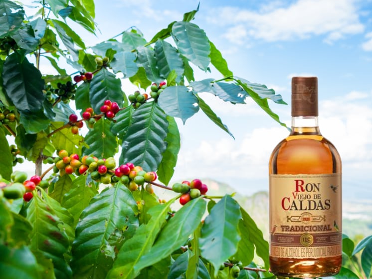 Fusión entre el Ron Viejo de Caldas y café soluble