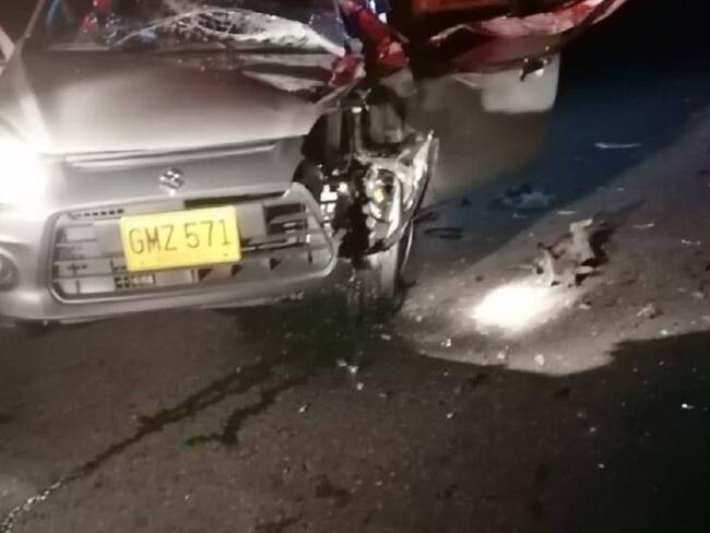 Aparatoso accidente en Anserma. Crédito: Bomberos Anserma, Caldas.