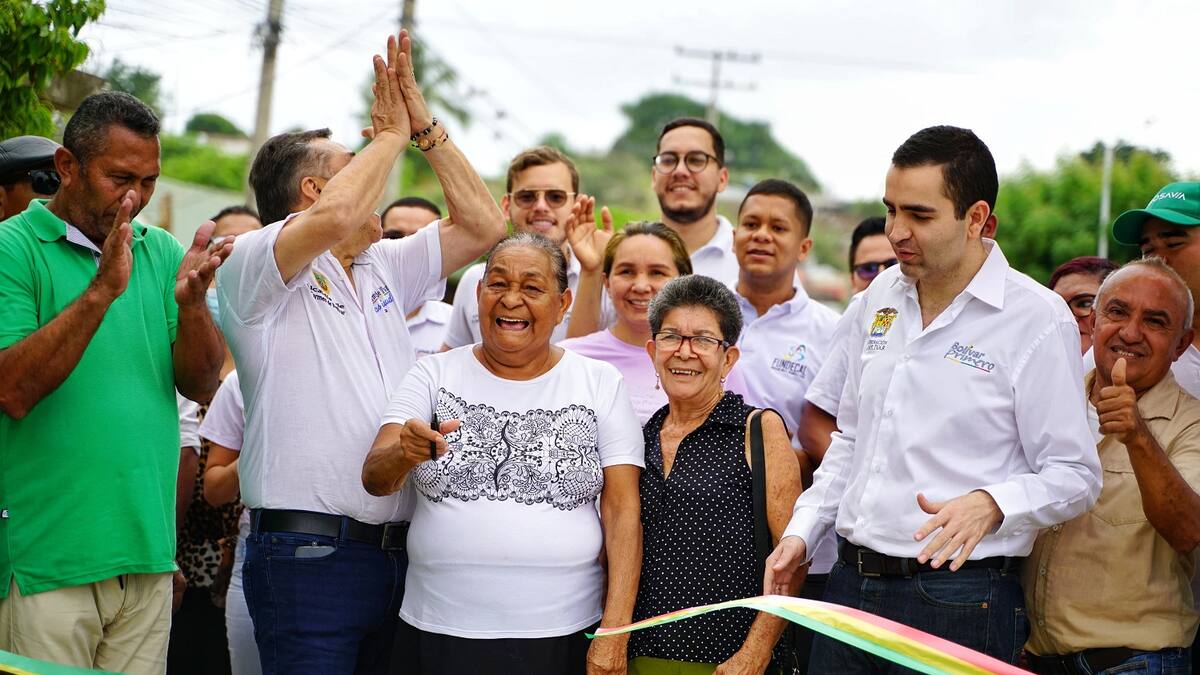 Gobernación de Bolívar entregó obras en El Carmen
