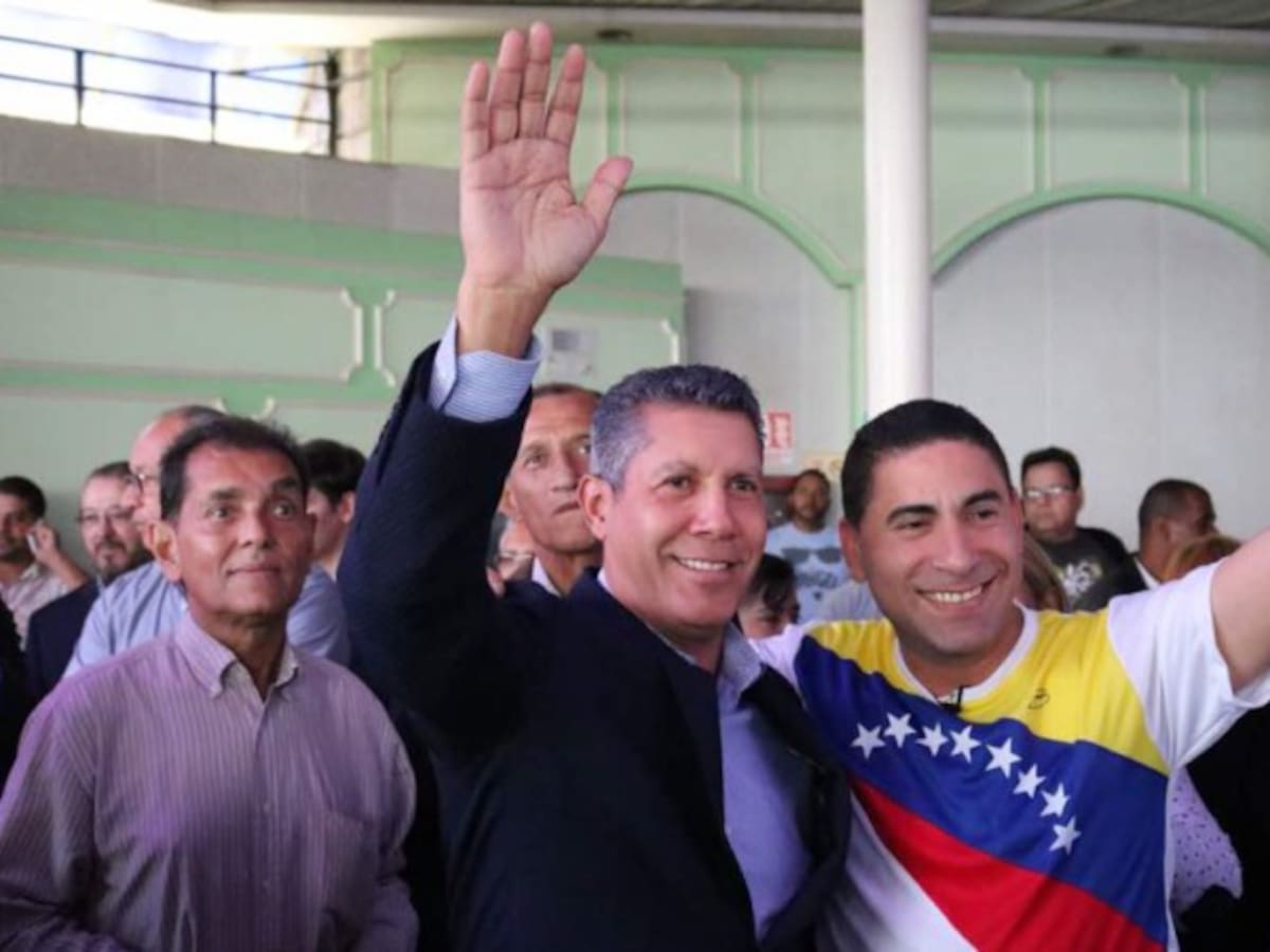 Candidatos opositores sellan alianza contra Maduro a 12 días de elecciones