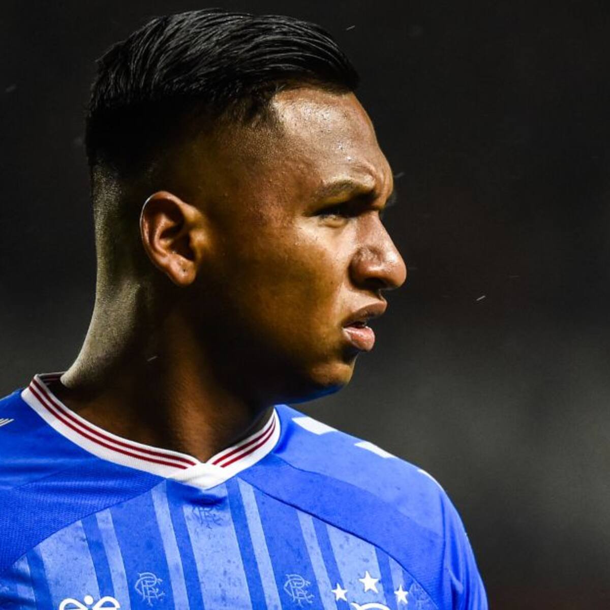 ¡Que susto! Alfredo Morelos sorprendió a un hombre manipulando su carro