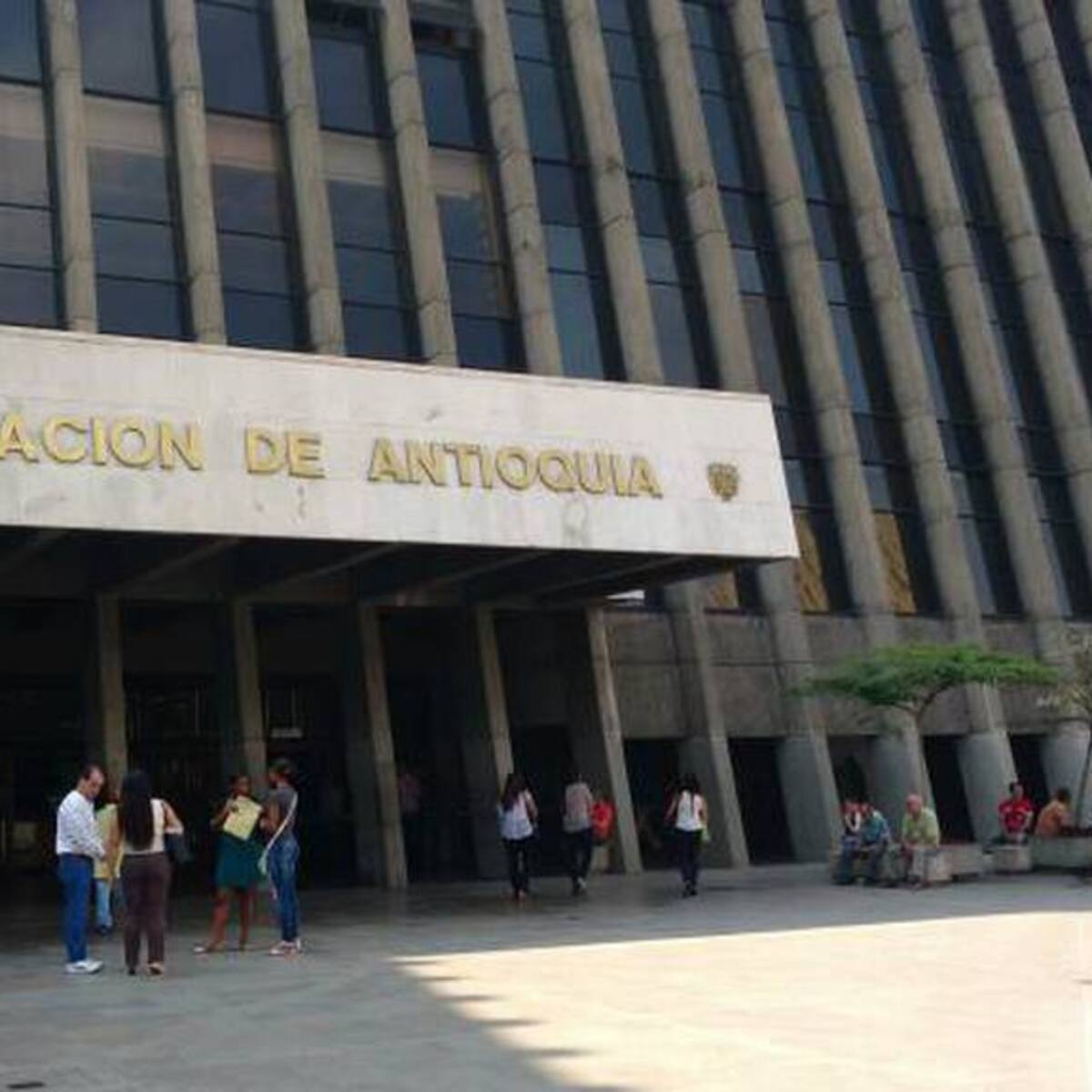 Quejas a la ruta de atención para docentes amenazados y desplazados en Antioquia