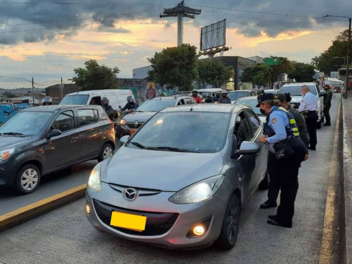 Aumentaron las multas en Pereira por parqueo en zonas prohibidas