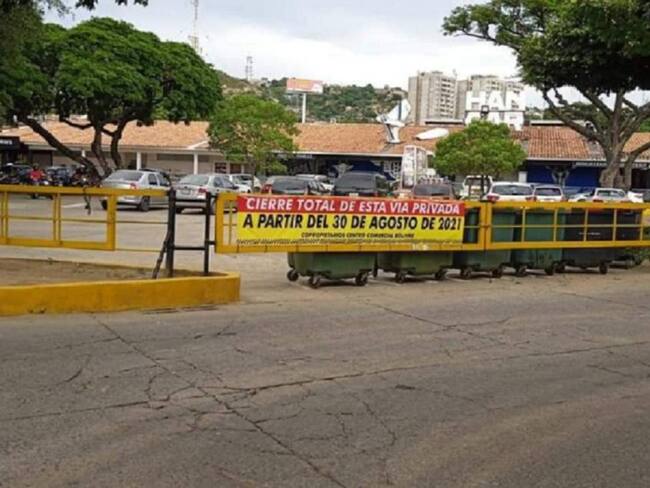Cierre de vía en Comercial Bolívar