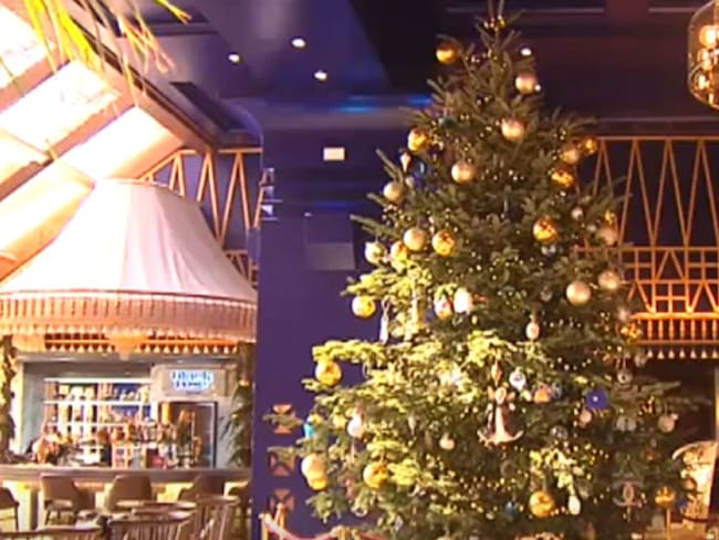 El árbol de navidad más caro del mundo cuesta 40 mil millones de pesos