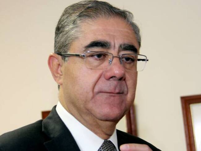 Petro salió airoso de la sanción de la Procuraduría, pero tiene más casos pendientes