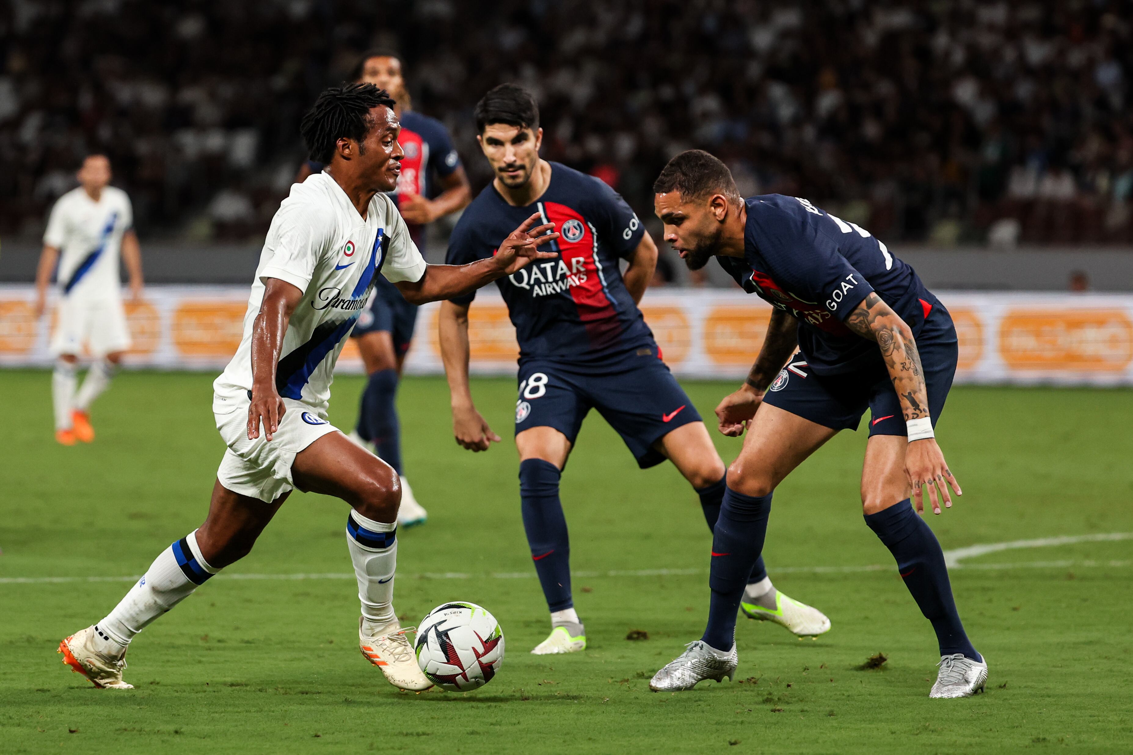 Juan Guillermo Cuadrado jugó con Inter en la victoria sobre Paris Saint-Germain. (Photo by Shi Tang/Getty Images)