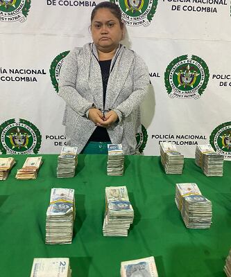 Capturan a mujer con 30 millones de pesos