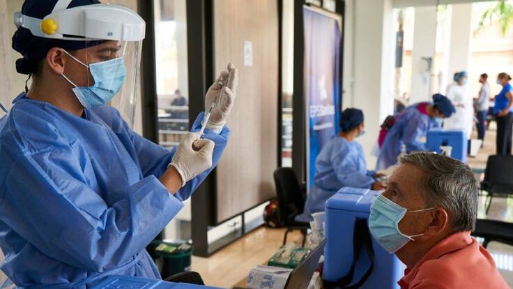 Bloqueo de vías afectó jornada de vacunación anticovid