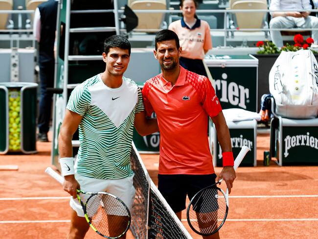 Carlos Alcaraz y Novak Djokovic en la semifinal del Roland Garros 2023 (Photo by Antonio Borga/Eurasia Sport Images/Getty Images)