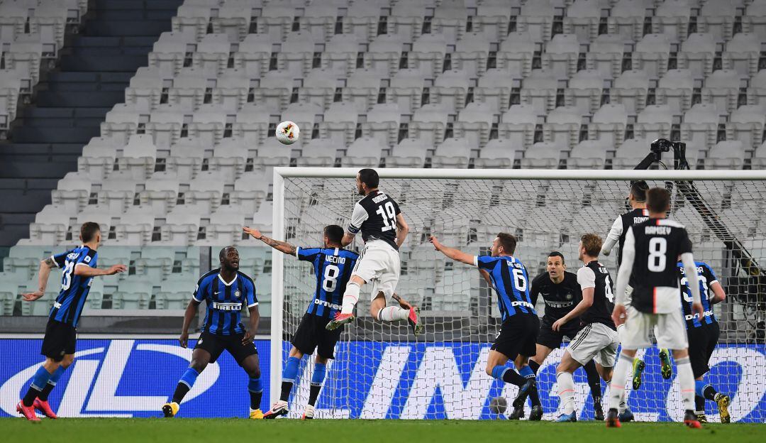 Partido de la Serie A entre Juventus e Inter disputado el 8 de marzo, un día antes de que fuera suspendido el campeonato indefinidamente. 