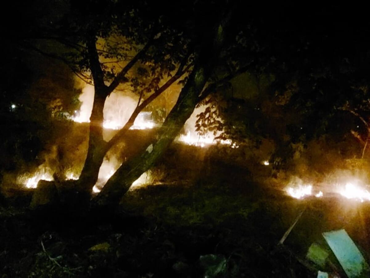 Hay preocupación en La Dorada (Caldas) por quema de basuras que se salen de control