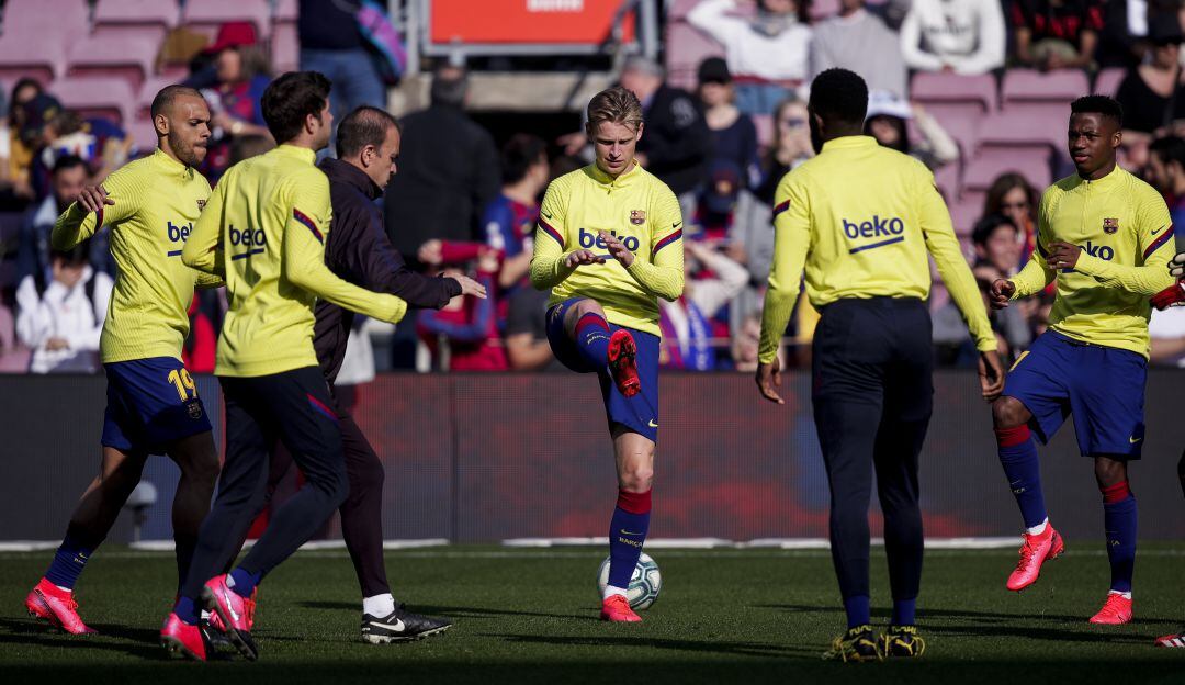 Barcelona durante un entrenamiento en el Camp Nou.
