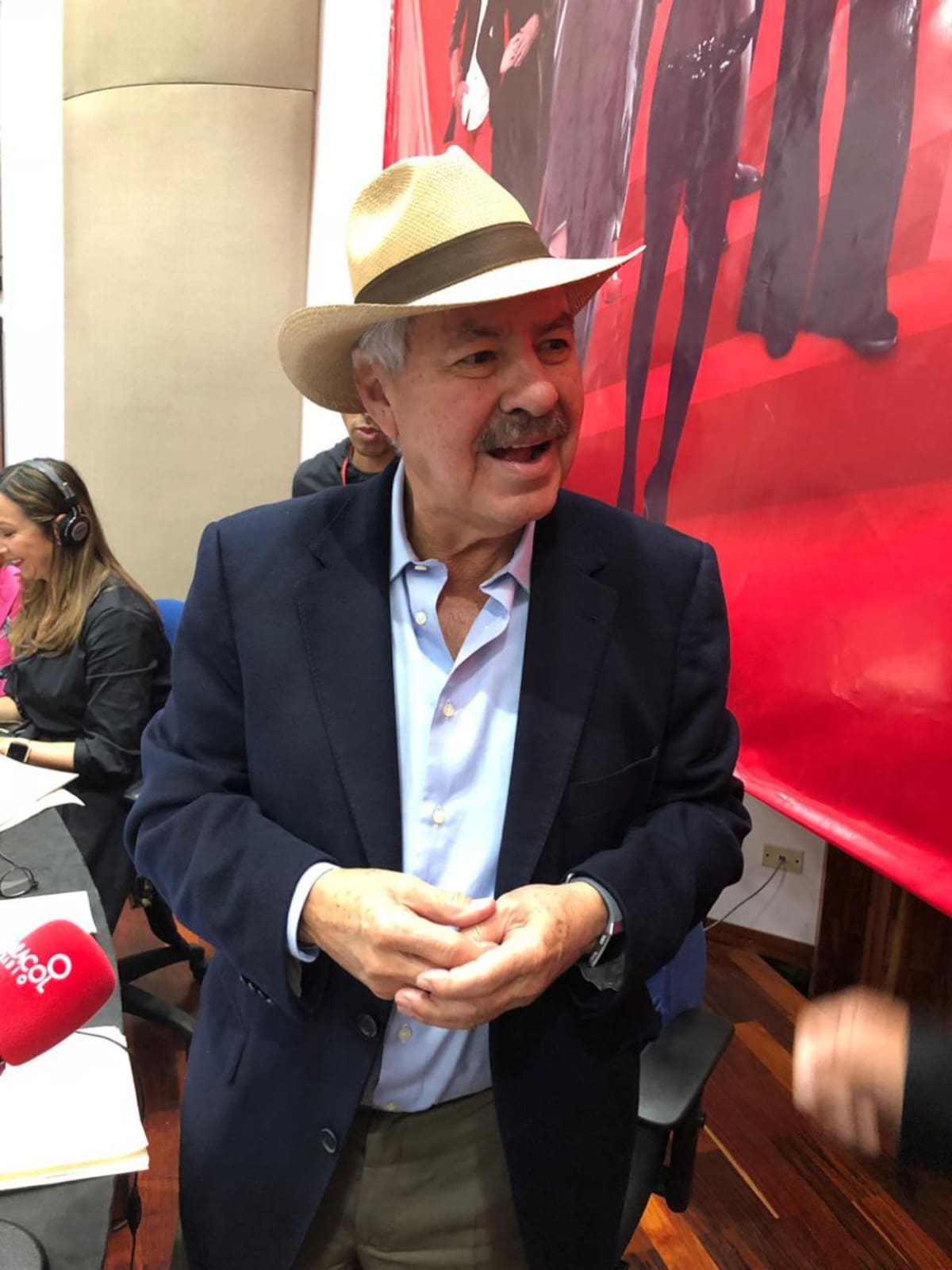 Los habitantes de Pasto están invitados a asistir y mirar cómo se realiza la emisión, en el auditorio de la Cámara de Comercio de Pasto, donde habrá premios, humor y alegría para los asistentes.