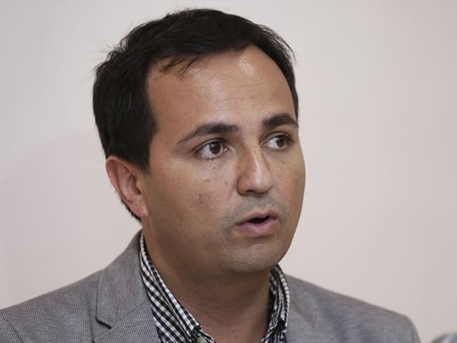 Invías responde a las acusaciones de irregularidades en el contrato del puente Pumarejo