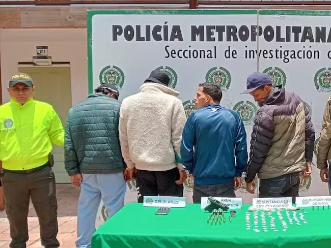 Cinco personas fueron capturadas en operativos simultáneos en Tunja; según las autoridades, la banda “La República”