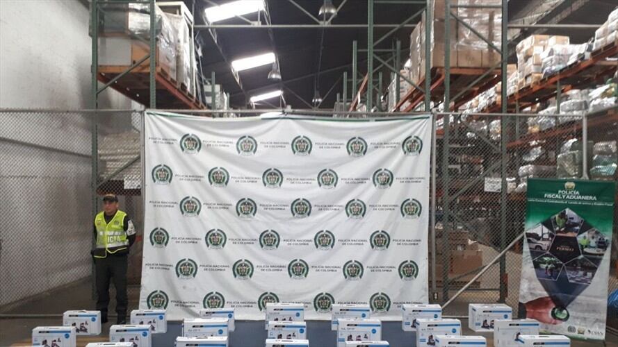 Incautan mercancía de contrabando en el Valle  valorada en más de 700 millones de pesos. Foto: Policía Nacional