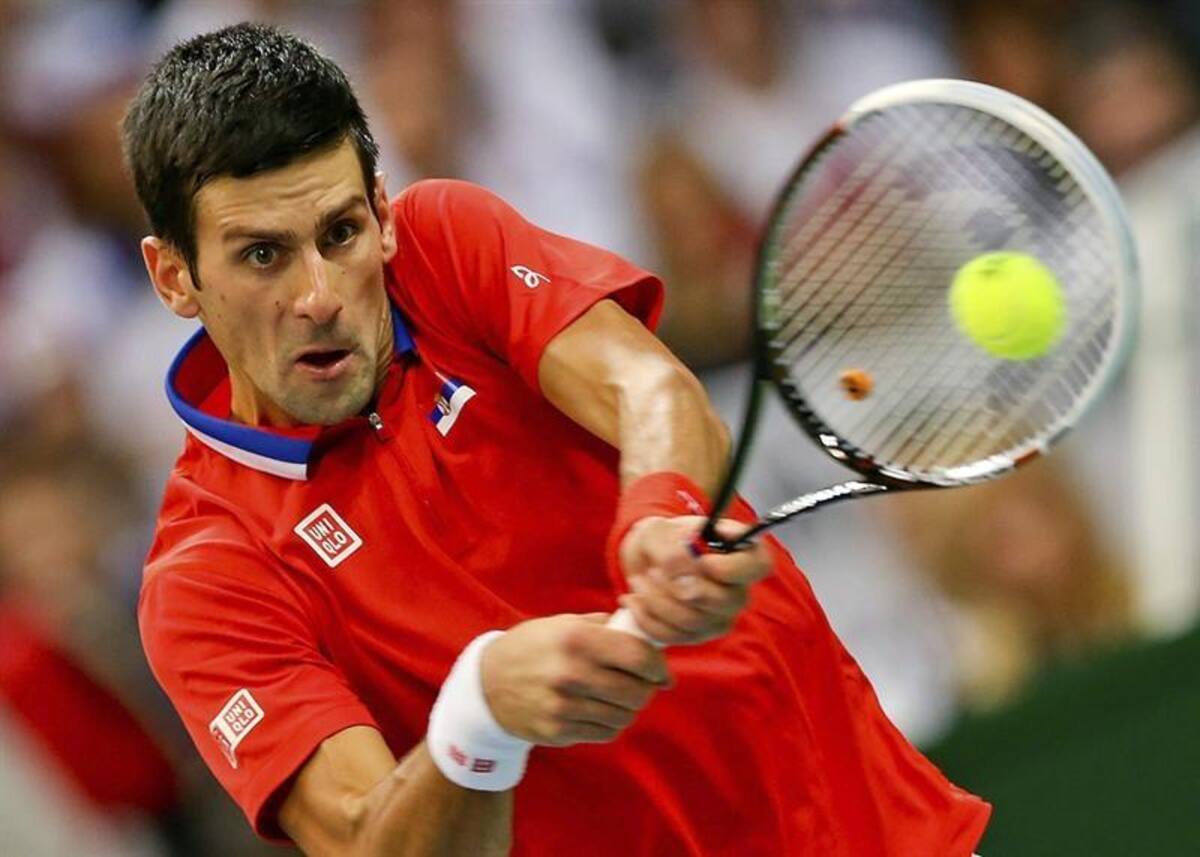 En su primer juego, Novak Djokovic derrotó en tres sets al checo Radek Stepanek 7-5, 6-1, 6-4 para el 1-0 parcial a favor de Serbia. 'Nole' volverá a jugar el domingo contra Tomas Berdych.