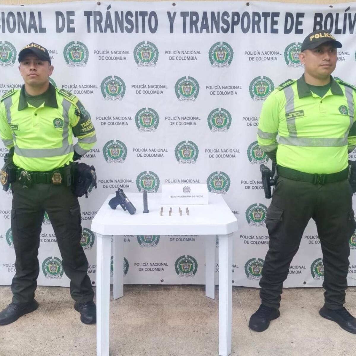 Hallaron arma de fuego sin documentos en vehículo que transitaba por Vía al Mar
