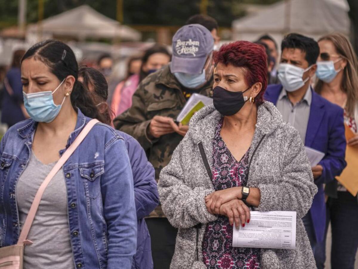 Colombia, de nuevo tercer país en el mundo con más contagios en la semana