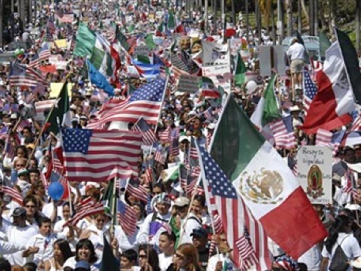 Obama planea impulsar este año la legalización de inmigrantes indocumentados