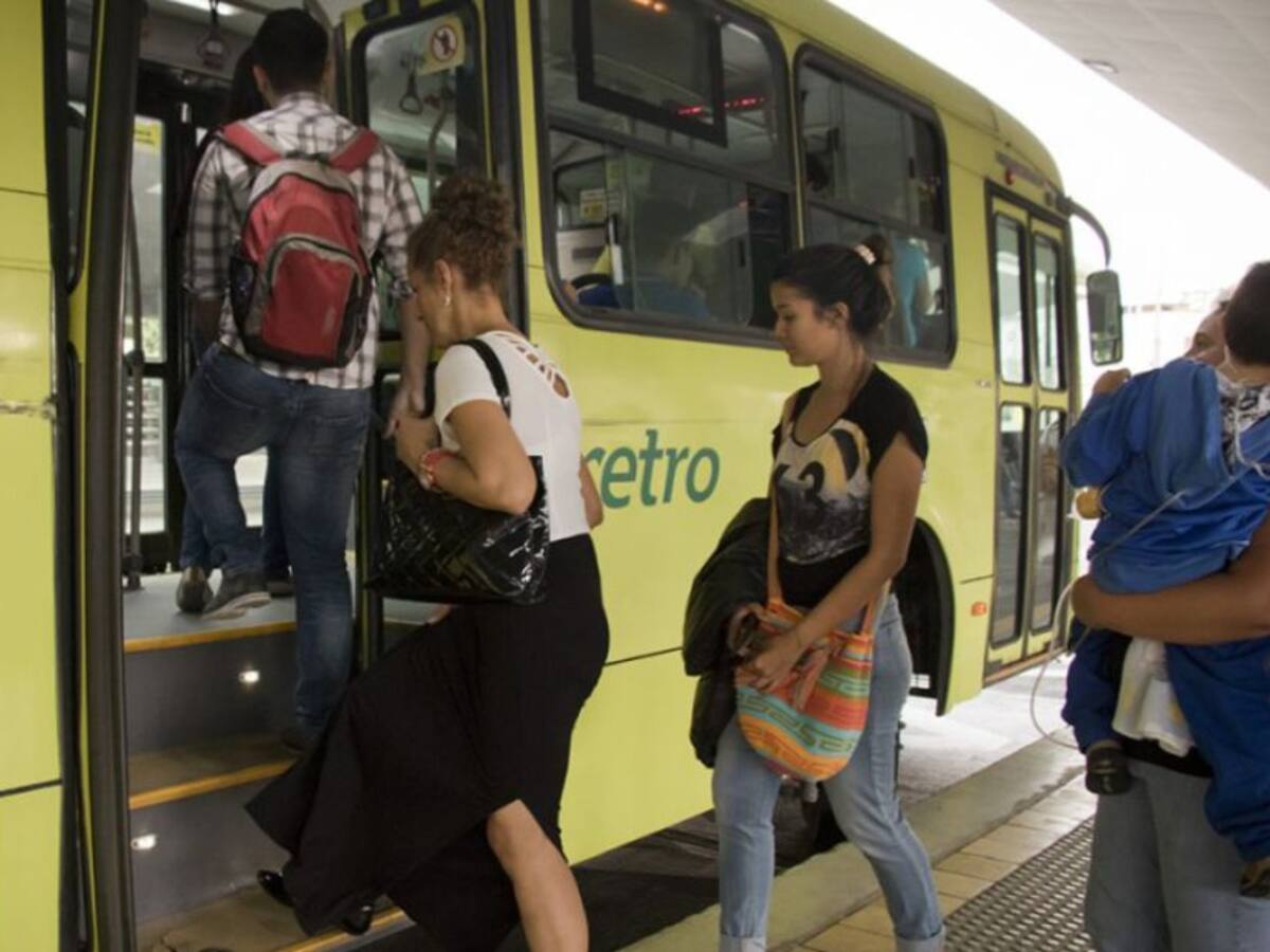 Rutas de Metrolínea tendrán desvíos por visita de Gustavo Petro