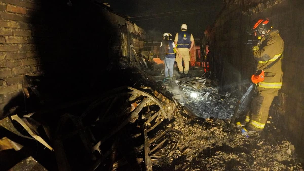 Incendio en el sector de Nacederos en Pereira, deja seis viviendas afectadas