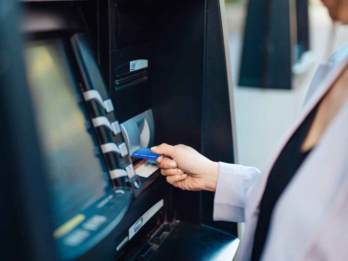 ¿Cuál es la diferencia entre una cuenta corriente y de ahorros? Pros y contras de cada una