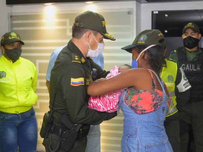 Mujer que raptó a bebé en Cartagena fingió un embarazo en su familia