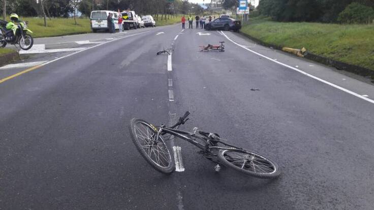 Dos policías y dos ciclistas es el saldo de varios accidentes de tránsito en Armenia