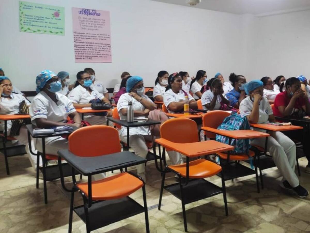 Puestos de vacunación de esquema regular contarán con vacunas COVID-19