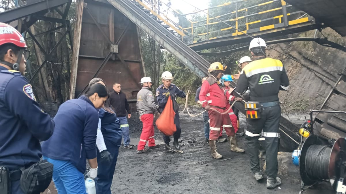 Explosión en una mina en Sutatausa, Cundinamarca: hay 12 mineros atrapados