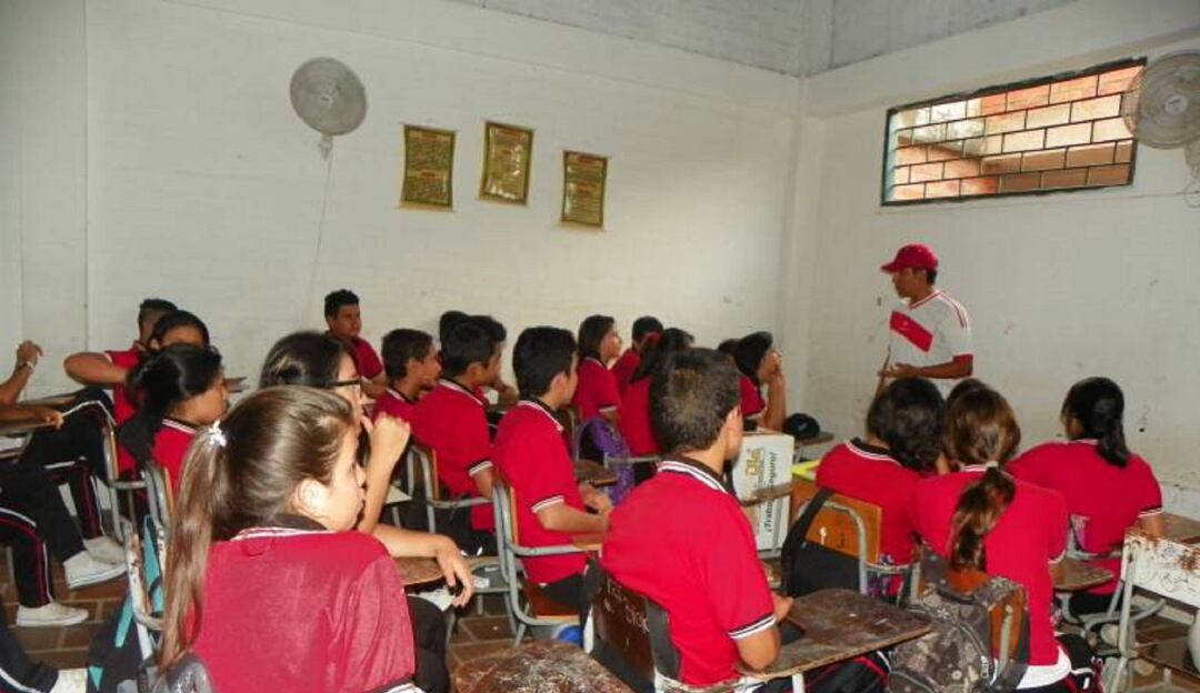 Estudiantes de Colegio.