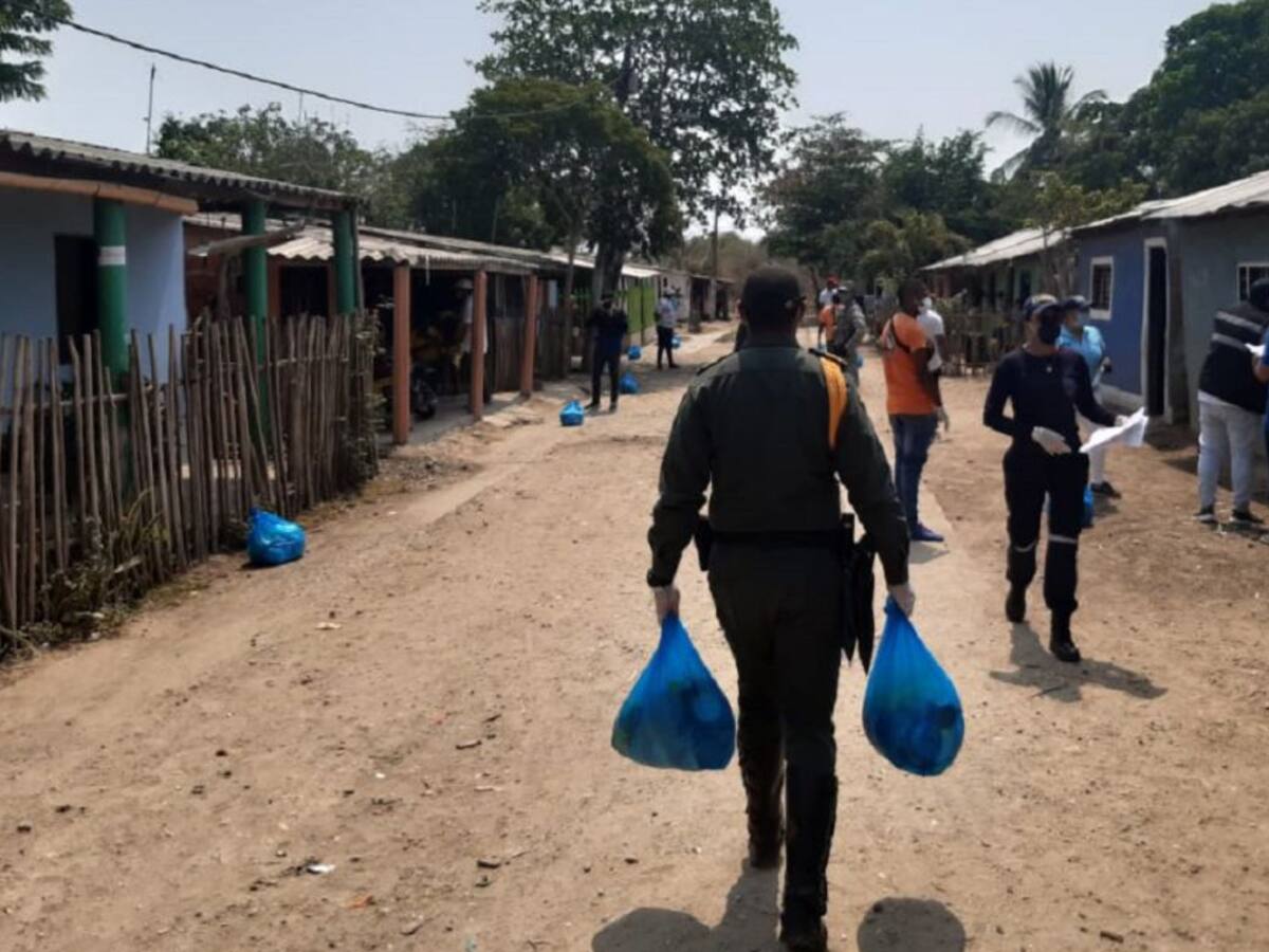 Entregan ayudas a familias vulnerables en Arjona, Bolívar