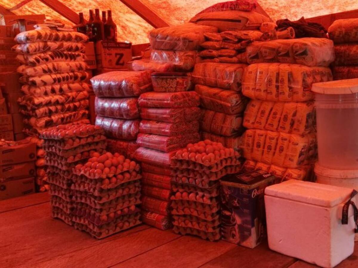 Academia recauda fondos para habitante en condición de calle