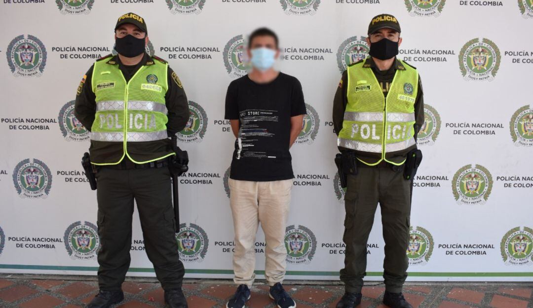 Capturan a hombre buscado por la Interpol