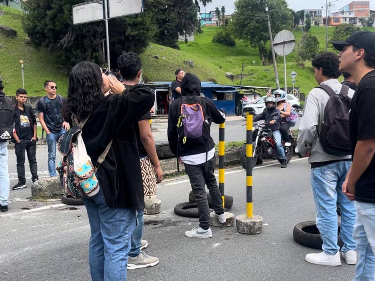 Autorizan a docentes el regreso a clases en la Universidad Nacional