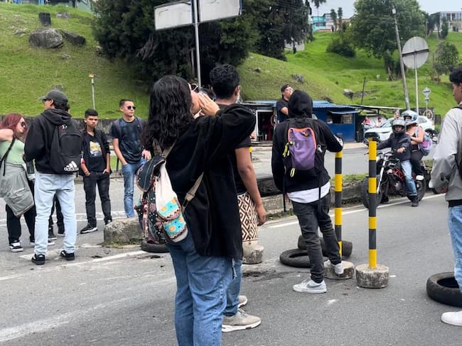 Estudiantes de la Universidad Nacional sede Manizales han hecho bloqueos en vías nacionales