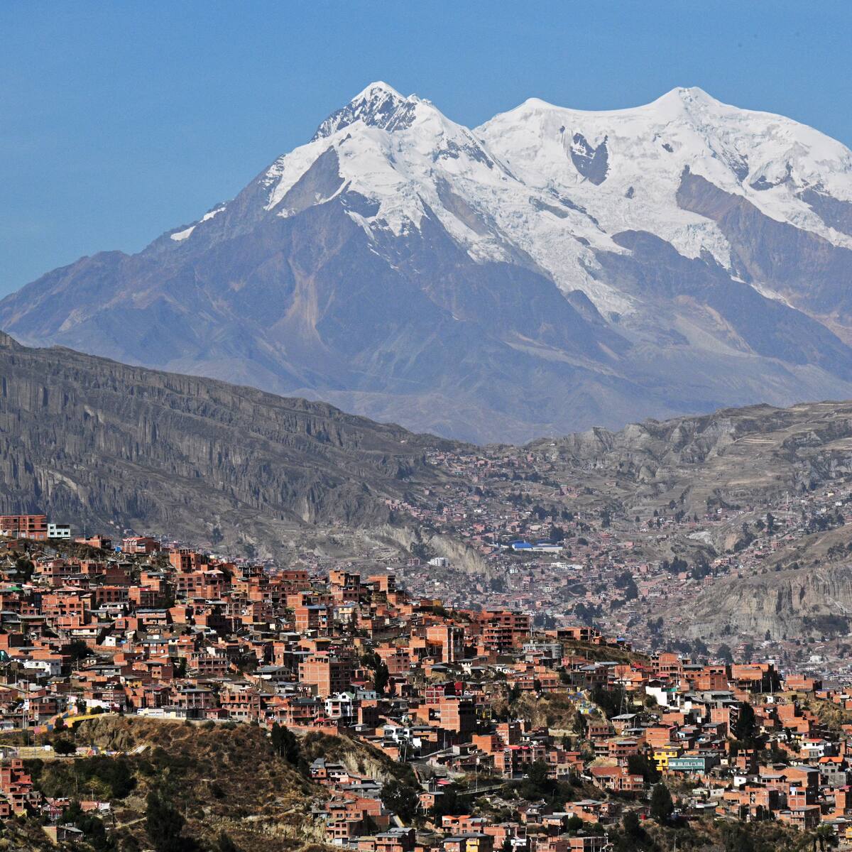Cancillería Colombiana avala Cumbre Suramericana en Defensa de la Cordillera de los Andes