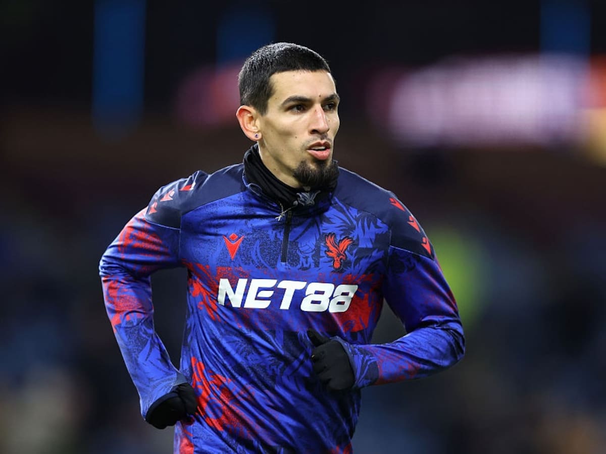 Daniel Muñoz es “fantástico”: elegido en el equipo ideal de la Premier League