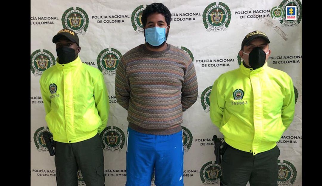 A la cárcel por el delito de robo cibernético   
 