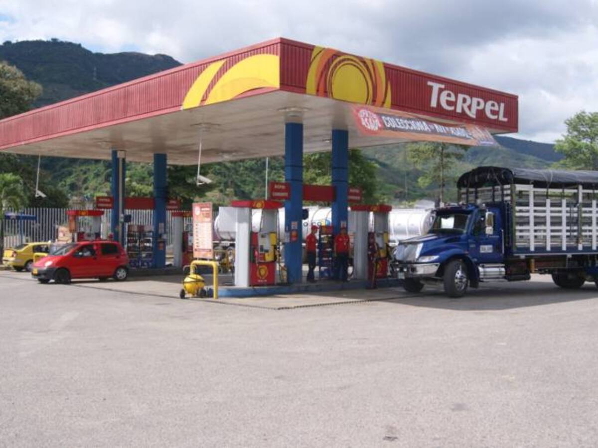Casi $100 sube la gasolina; el galón quedará en $8470