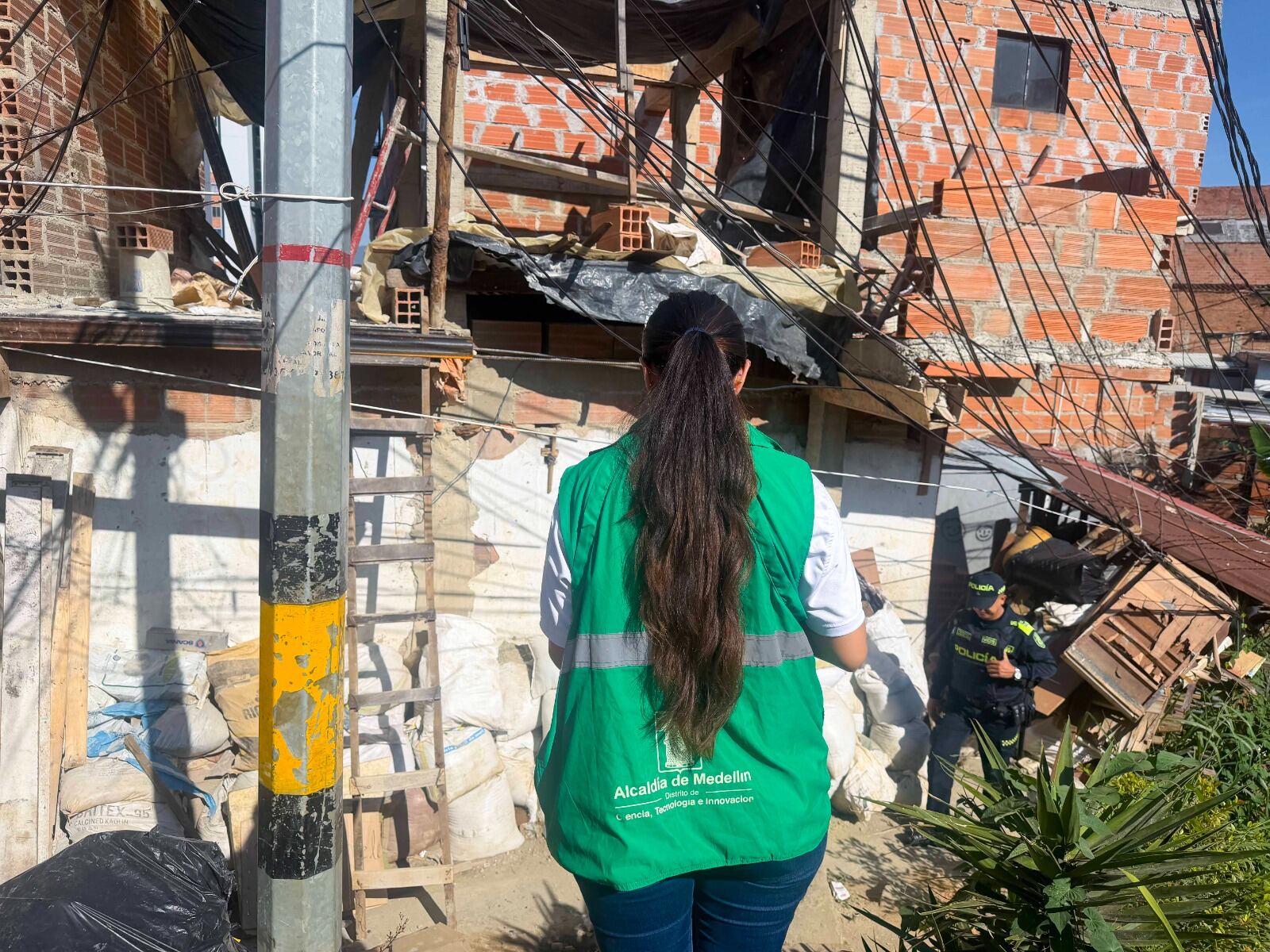 Viviendas suspendidas por irregularidades en Medellín. Foto: Alcaldía.