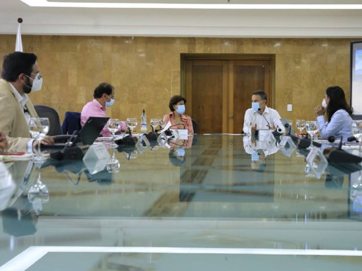 Con un plan especial buscan la recuperación de la economía en Antioquia